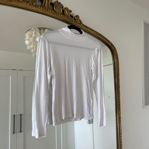Abercrombie & Fitch White Ribbed Long Sleeve